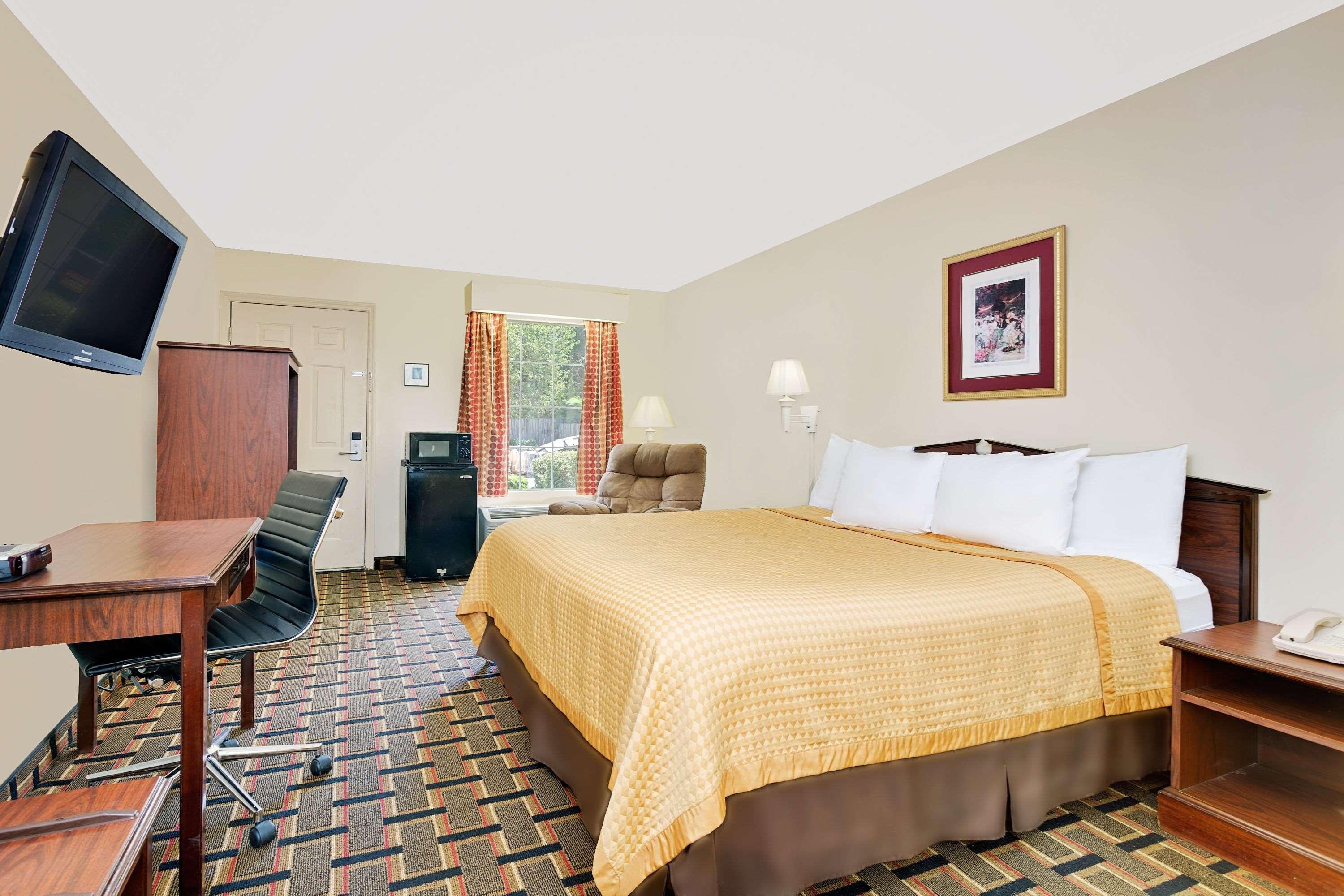 Days Inn By Wyndham Spartanburg Exterior foto